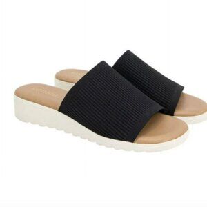 Kensie Women's Size 8M Slide Sandals Black